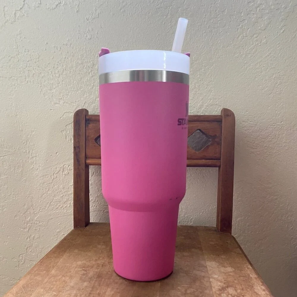 The Quencher H2.0 Flowstate™ Tumbler | 30 OZ - Picture 5 of 14